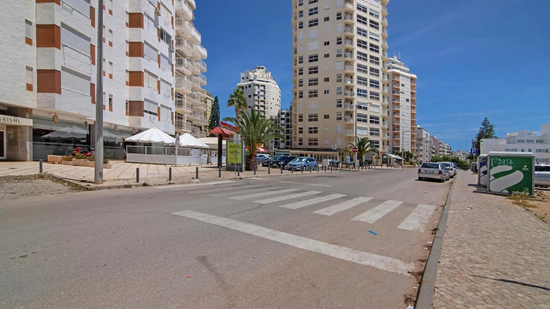 Casa Vespa Armacao de Pera